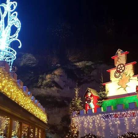 Butterflies, 134 Дом отдыха Симпелвелд